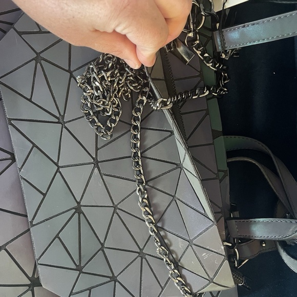 LOVEVOOK Holographic Reflective Tote Bag,Clutch Wallet, Shoulder Bags - Picture 7 of 12